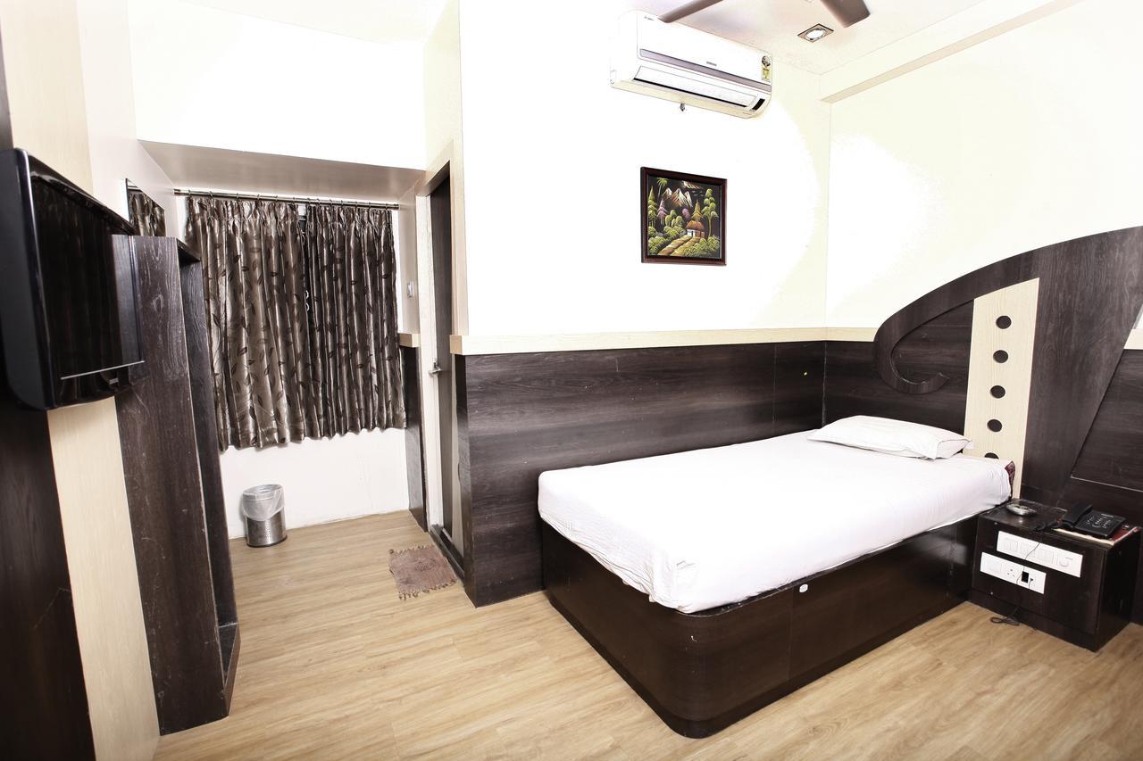 Hotel Vasantham Coimbatore Eksteriør bilde